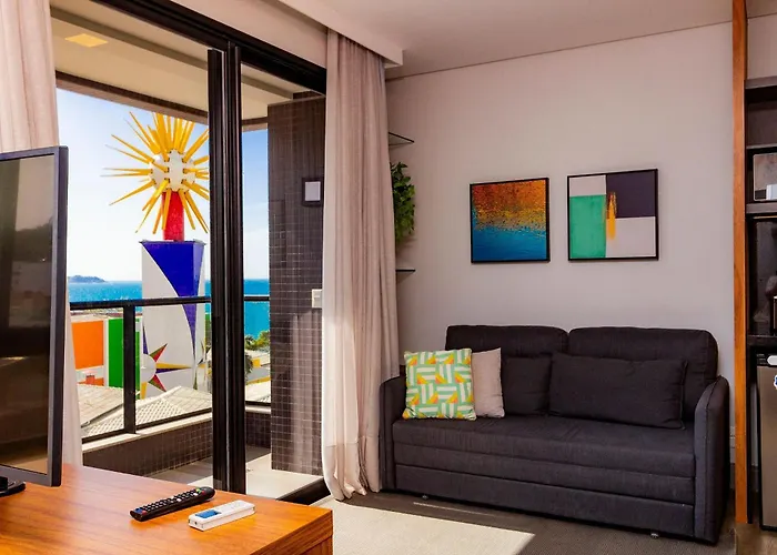 Aion Suites 302 - Lindo Apartamento Com Vista Para O Mar, A 60M Da Praia De Bombinhas, Com Piscina E Academia No Rooftop.